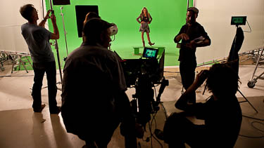 Martin Fuhrer dreht Schwestern, eine Produktion mit Hannelore Hoger. OCTAMAS übernimmt den gesamten Digital Cinema Workflow und die Beratung in Zusammenarbeit mit Martin Fuhrer