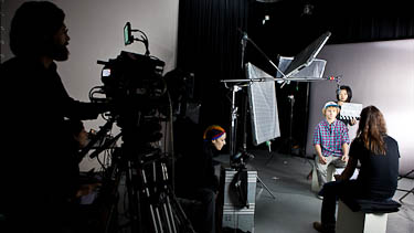 iPad Workflow Dailies und Rushes, das digitale Labor OCTAMAS arbeitet mit brandneuem Workflow Filmproduktion gedreht mit RED ONE MX, OCTAMAS hat nun vier RED ONE Cameras auf den neuen Mysterium-X (MX)